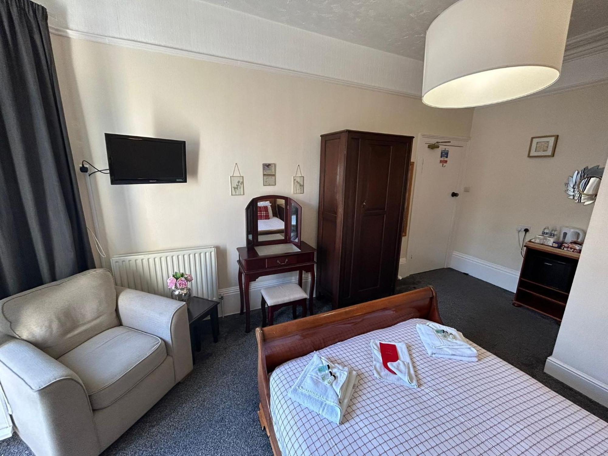 The Lyndhurst Guest House Great Yarmouth Bilik gambar