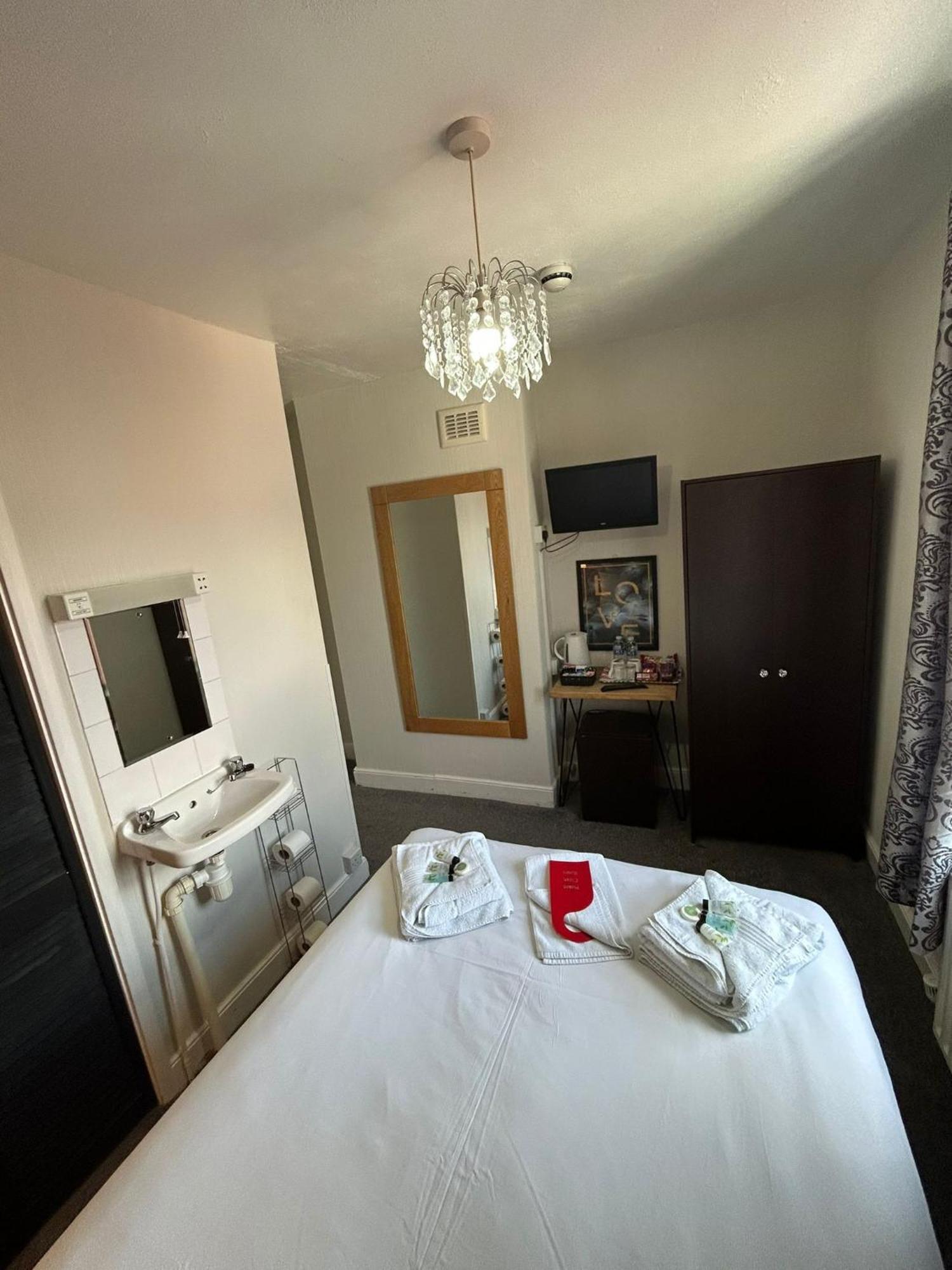 The Lyndhurst Guest House Great Yarmouth Bilik gambar