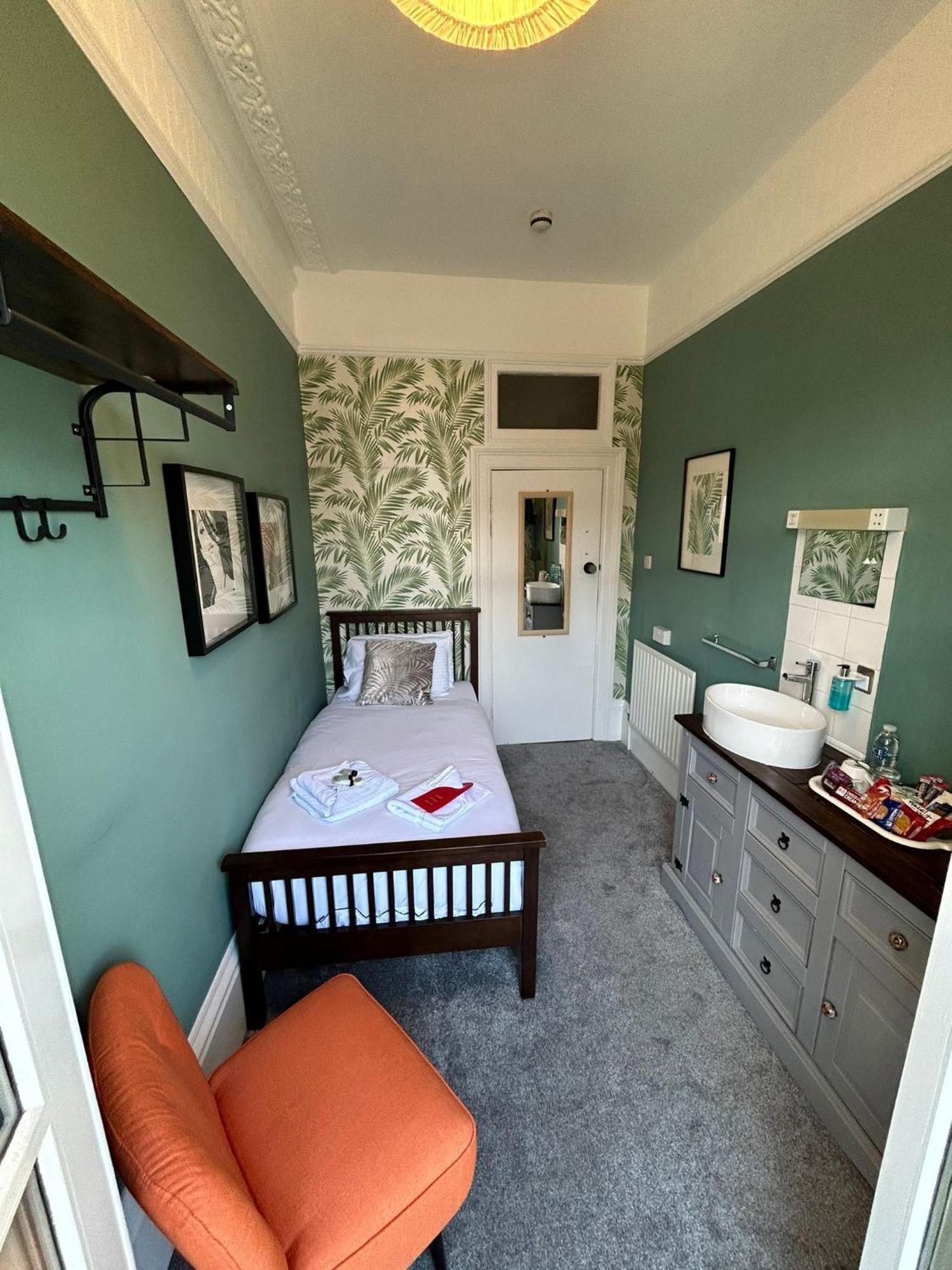 The Lyndhurst Guest House Great Yarmouth Bilik gambar