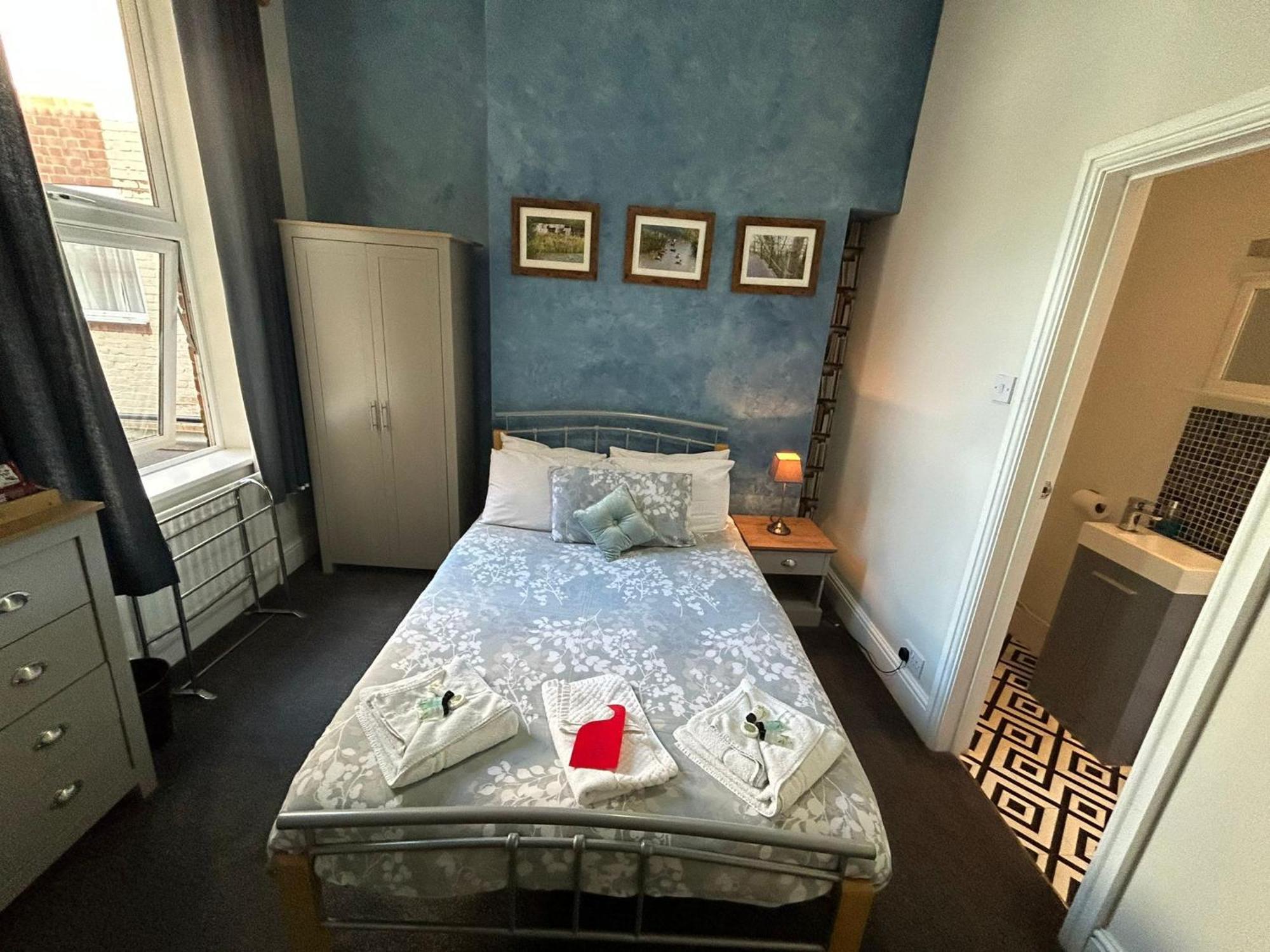The Lyndhurst Guest House Great Yarmouth Bilik gambar